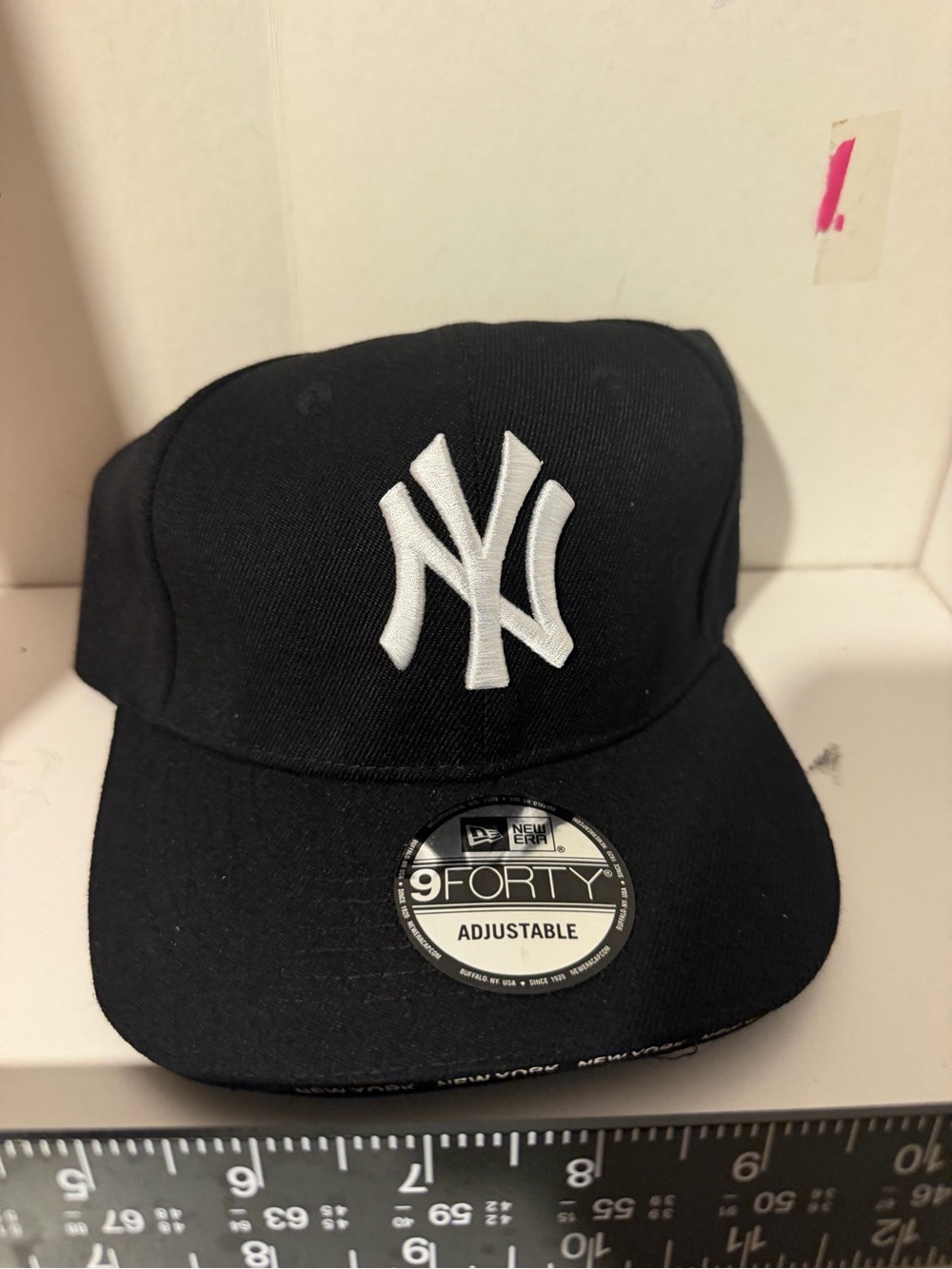 MLB New York Yankees Black and White Adjustable 9FORTY Cap